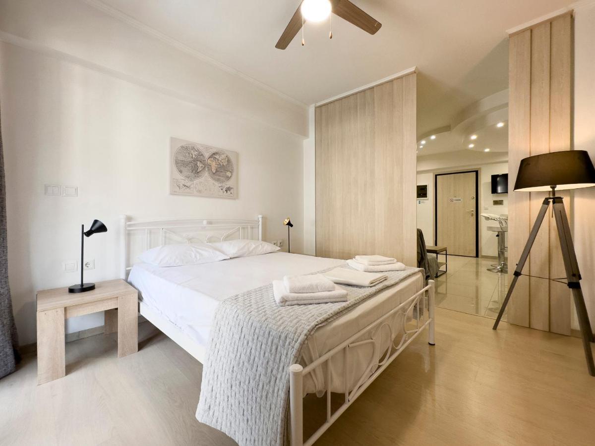 Mihail Voda Modern 55Sqm In Athens Apartment Екстериор снимка